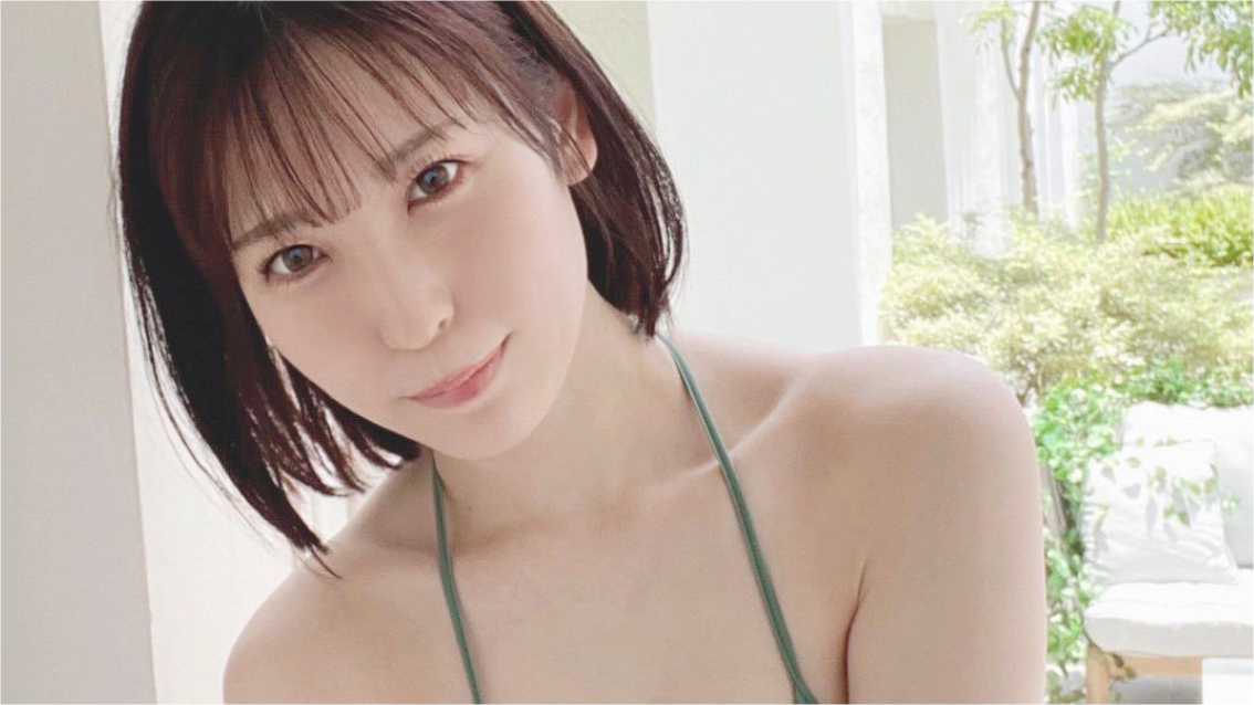 Gravure idol Shiyu Naruse debuts in porn as Shizuha Takimoto